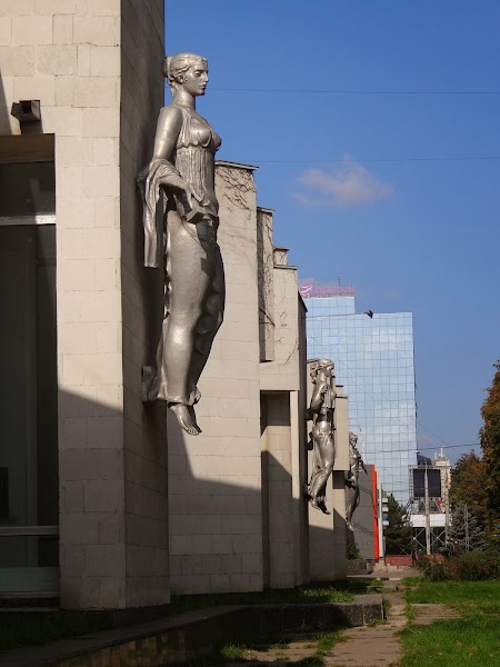 Obiective turistice Chisinau: Centrul de Arta Brancusi 