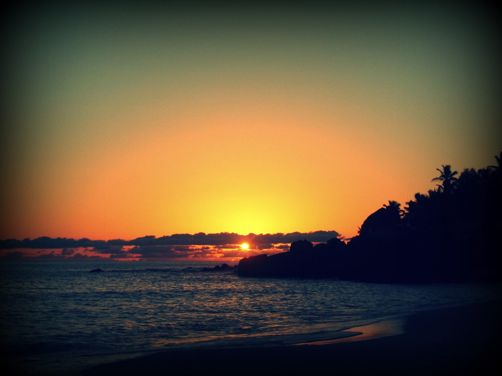 [Seychelles-sunset3.jpg]