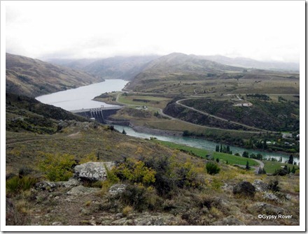 Lake Dunstan behind the Clyde dam