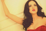 Elizabeth Gillies