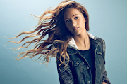 Skylar Stecker