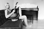 Holly Williams