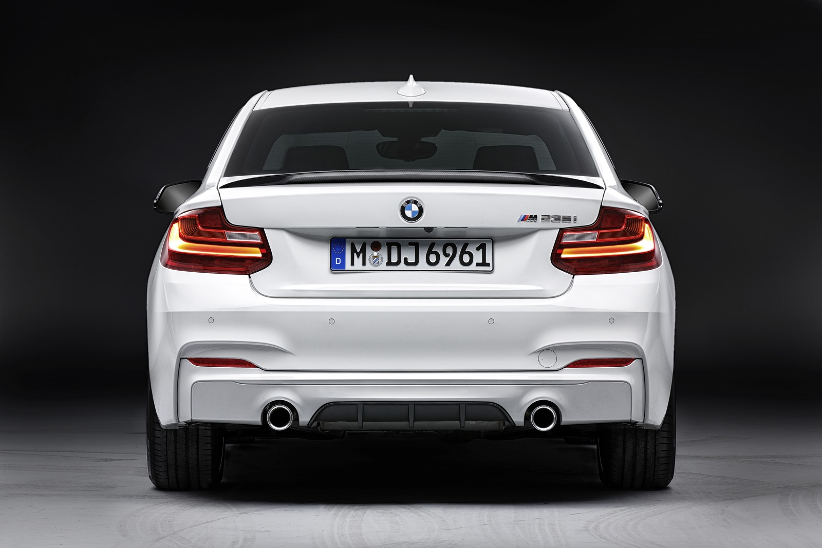 [BMW-2-Series-Coupe-M-Performance-Parts-5%255B3%255D.jpg]
