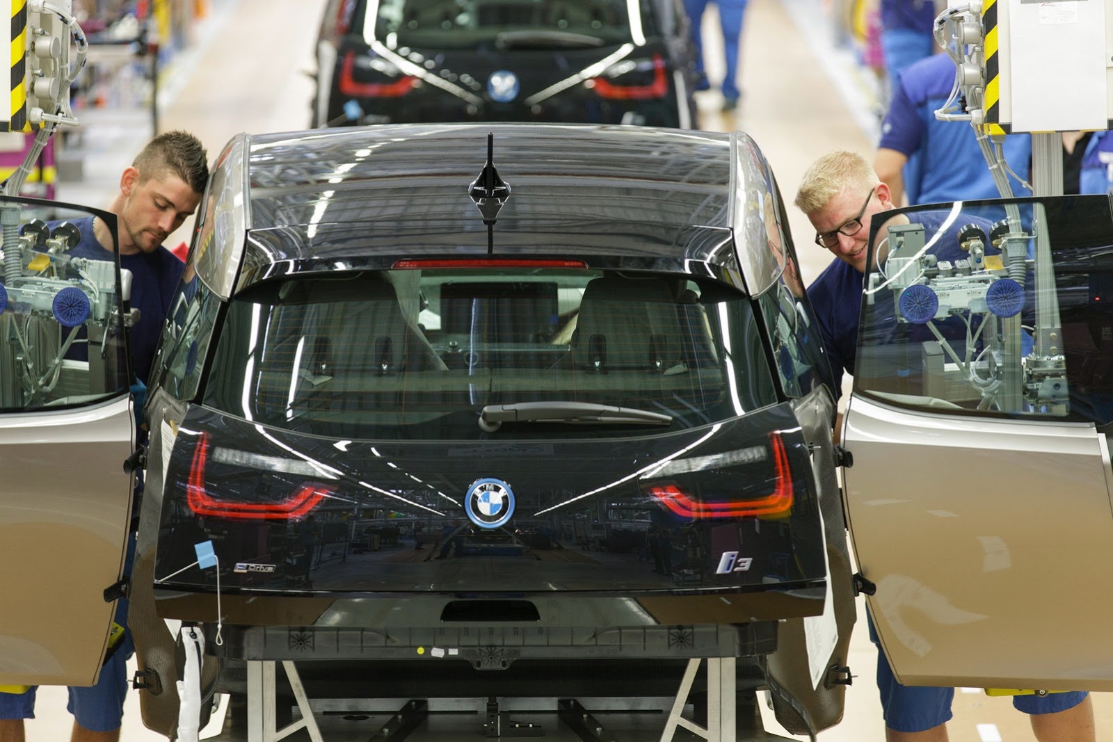 [BMW-i3-Production-Start-2%255B2%255D.jpg]