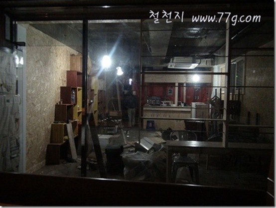 77gDSC00686-20120924-192510[4]