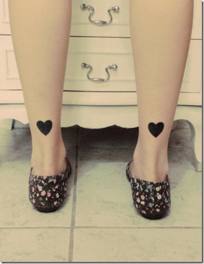 tattoo-blogger-cute-tattoes-ink-body-heart-leg-black