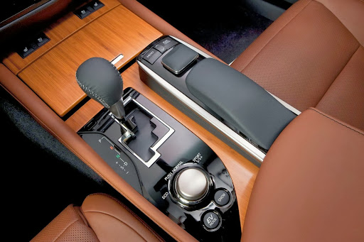 Lexus-GS-2014-12.jpg