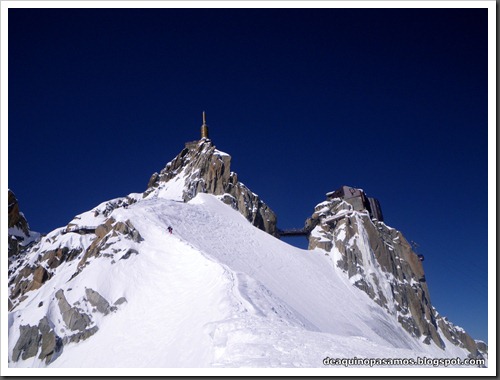 Descenso del Valle Blanco esquiando (Chamonix, Alpes) 5354
