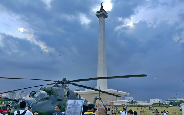Pameran Alutsista di Monas Alutsista, Monas