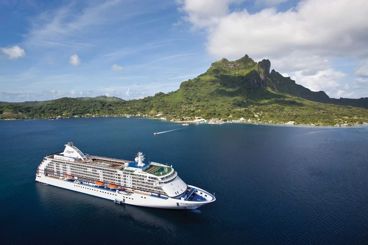 Regent-Seven-Seas-Voyager-Tahiti - Let Seven Seas Voyager carry you to Tahiti, still one of the most beautiful spots on the planet.  