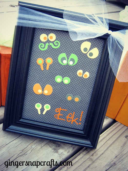 Eek!  Halloween frame