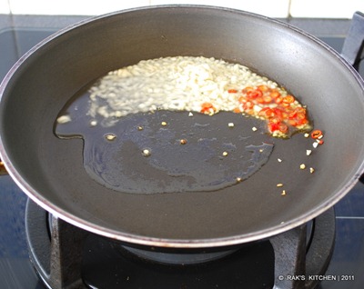 fry garlic,chilli DSC_4705
