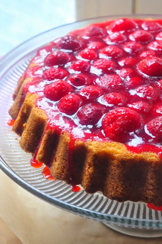 strawberry_cake3LR