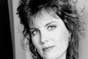 Holly Dunn