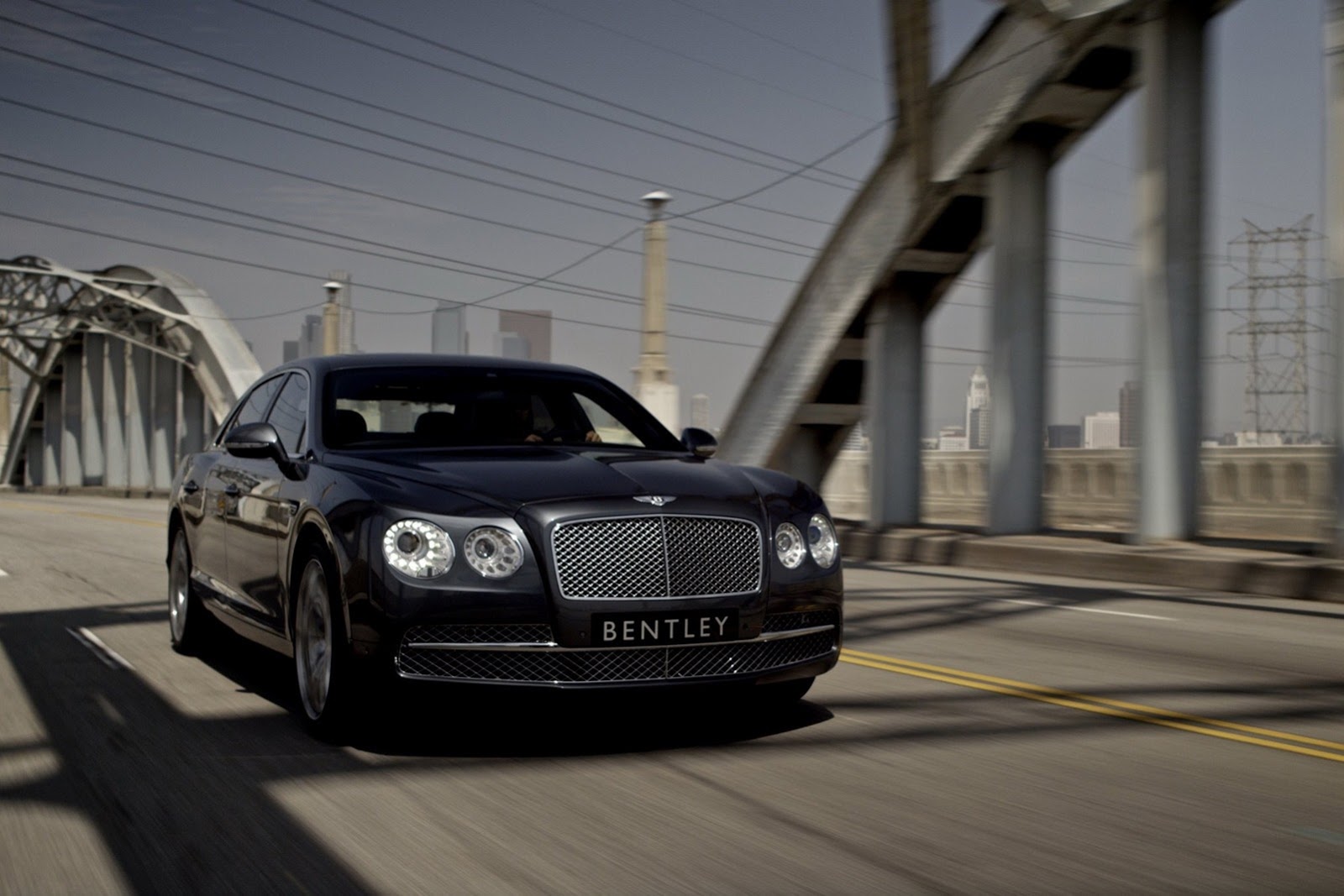 [Bentley-Flying-Spur-4%255B5%255D.jpg]