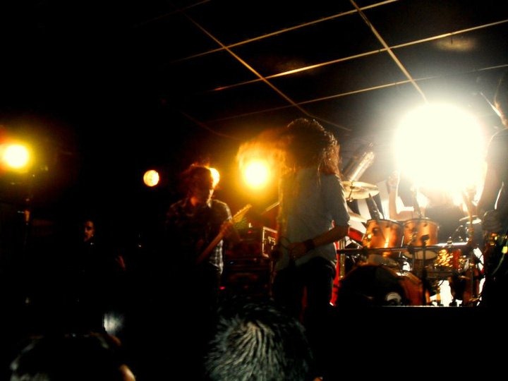 [72556_1684496235111_1318776343_1785234_5393059_n%255B2%255D.jpg]