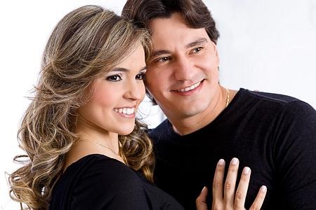 [DANIELE%2520COM%2520GEORGE%255B3%255D.jpg]