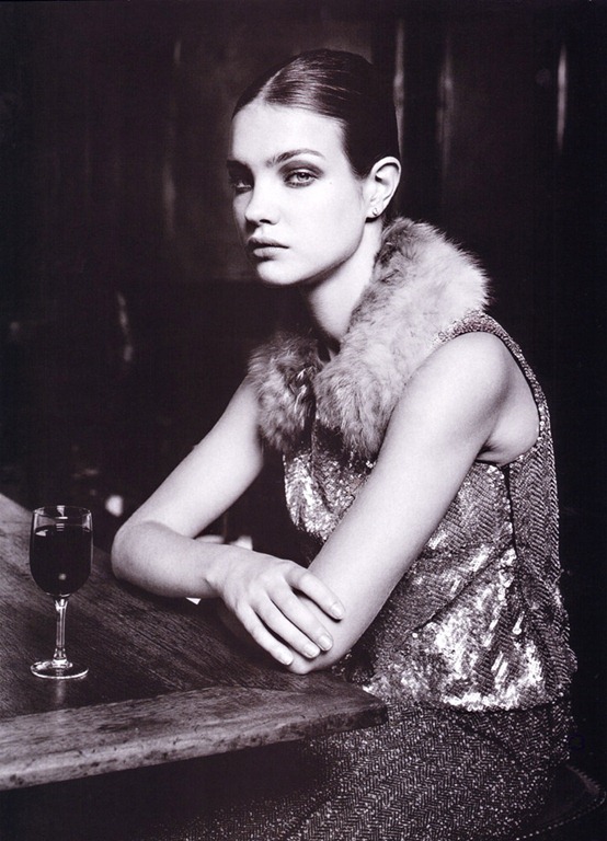 [marie%252Bclaire%252Baustralia%252Bmarch2001%252Bvodianova-8%255B5%255D.jpg]
