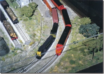 18 N-Scale Layout at the Triangle Mall in February 2000