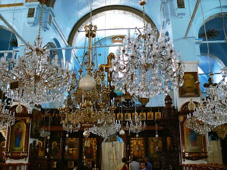 13. Altar biserica Sydnaya Siria.JPG