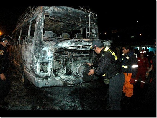 brigadistas de la municipalidad provincial de huarochiri apoyan en el rescate de cuerpos de fallecidos 3