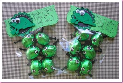 Halloween Frog Trick ot Treat Bags