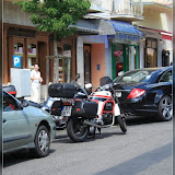 da stehen sie und warten