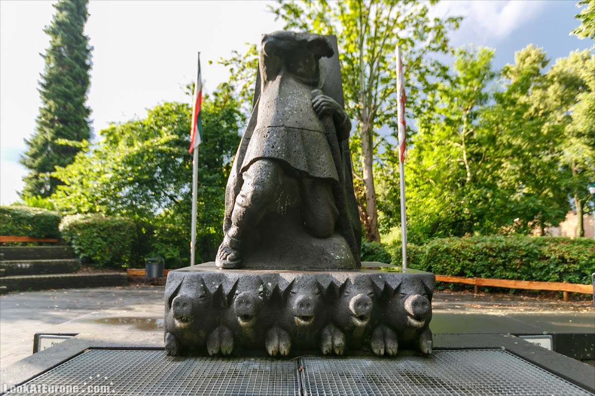 LookAtEurope.com | Европейские фото путешествия. Германия, Дормаген. Крепость-таможня Цонс | Germany, Dormagen Zons