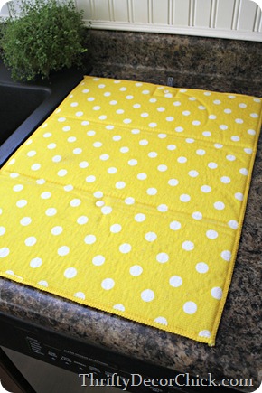 polka dot drying mat