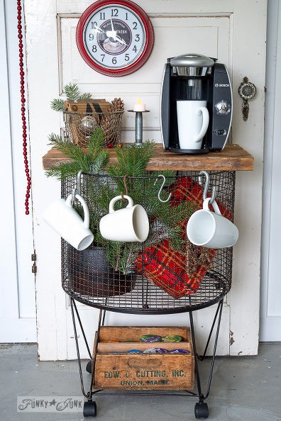 [vintage-cart-to-instant-hot-chocolate-station-for-christmas-christmas-decorations-repurposing-upcycling-seasonal-holiday-decor%255B6%255D.jpg]