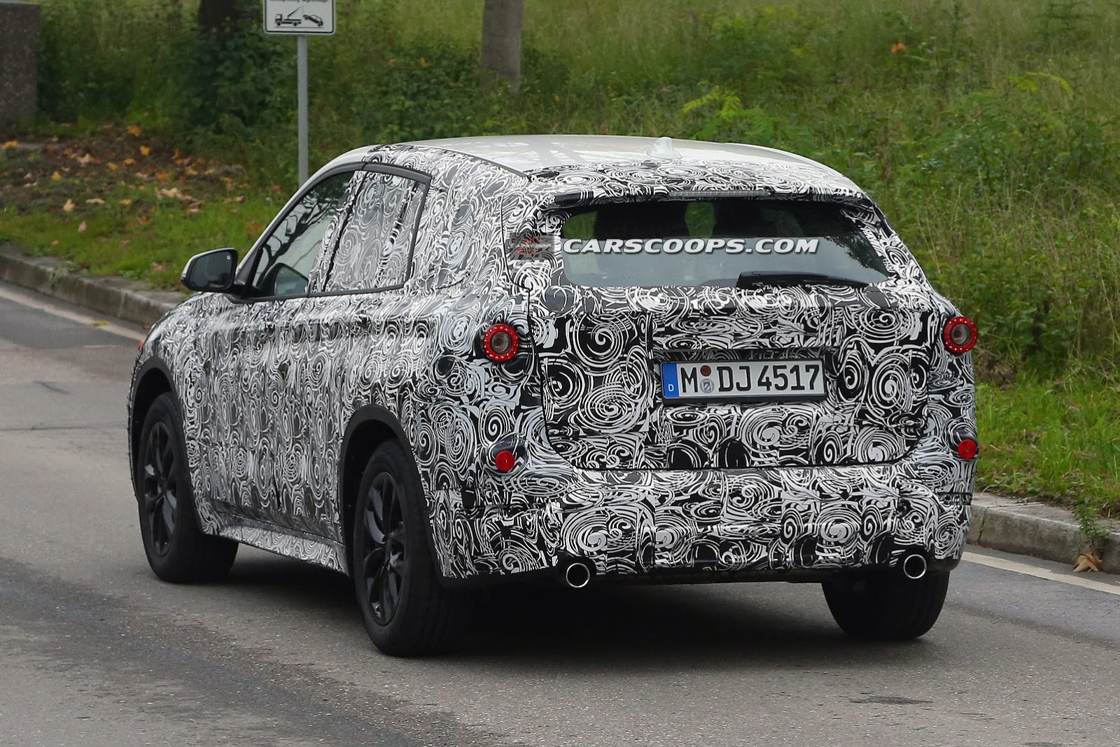 [2016-BMW-X1-B8%255B3%255D.jpg]