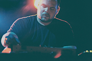 Com Truise