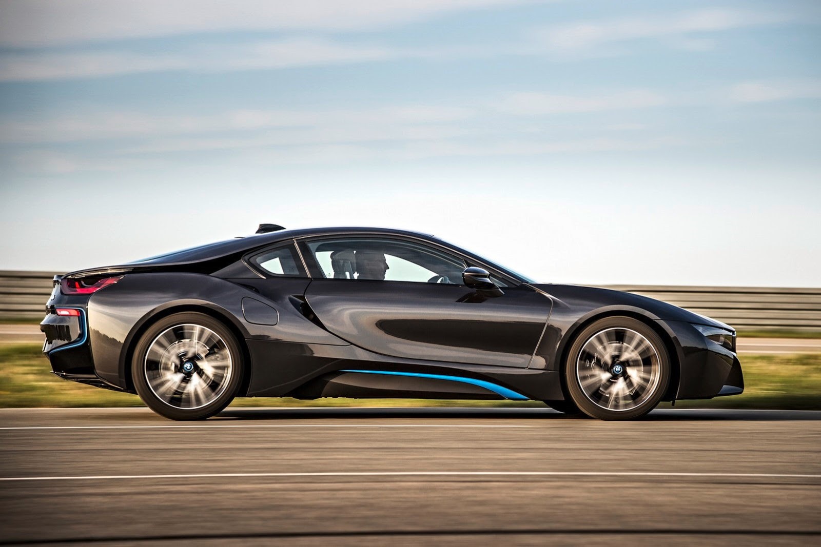[BMW-i8-3%255B2%255D.jpg]