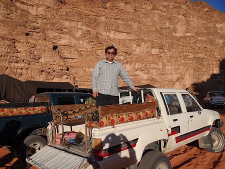 29. Pick up Wadi Rum.JPG