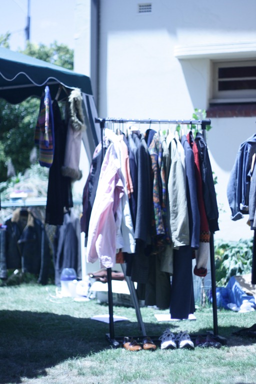 [garage%2520sale%2520%25283%2529%255B4%255D.jpg]