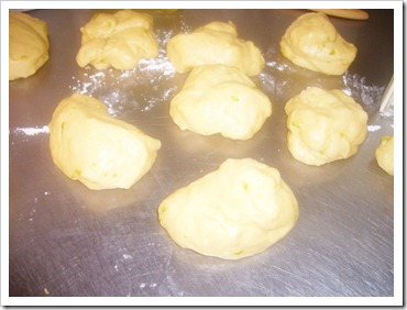 Day of the Dead Bread Pan de Muerto Day of the Dead Bread Pan de Muerto