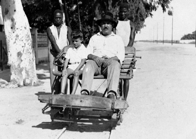 [Trolley%2520antigo%2520de%2520passageirso%255B5%255D.jpg]