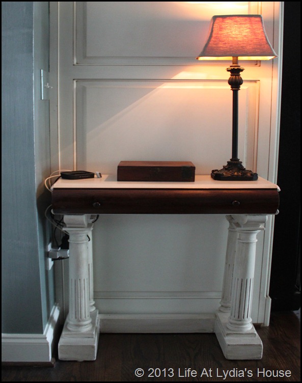 entry table lamp