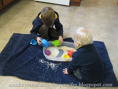 children playing with rice