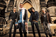 Stone Temple Pilots with Chester Bennington