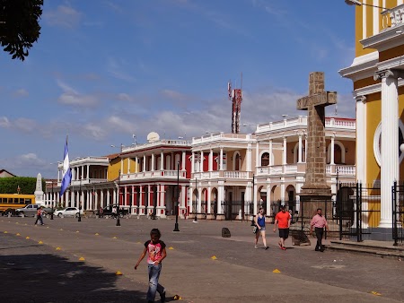 08. Piata centrala din Granada.JPG