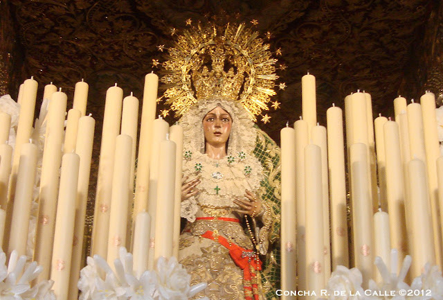 Esperanza Macarena - Sevilla (23).jpg