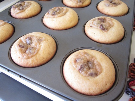 cookie dough cupcake 097