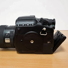 pentax_645_z_18.jpg