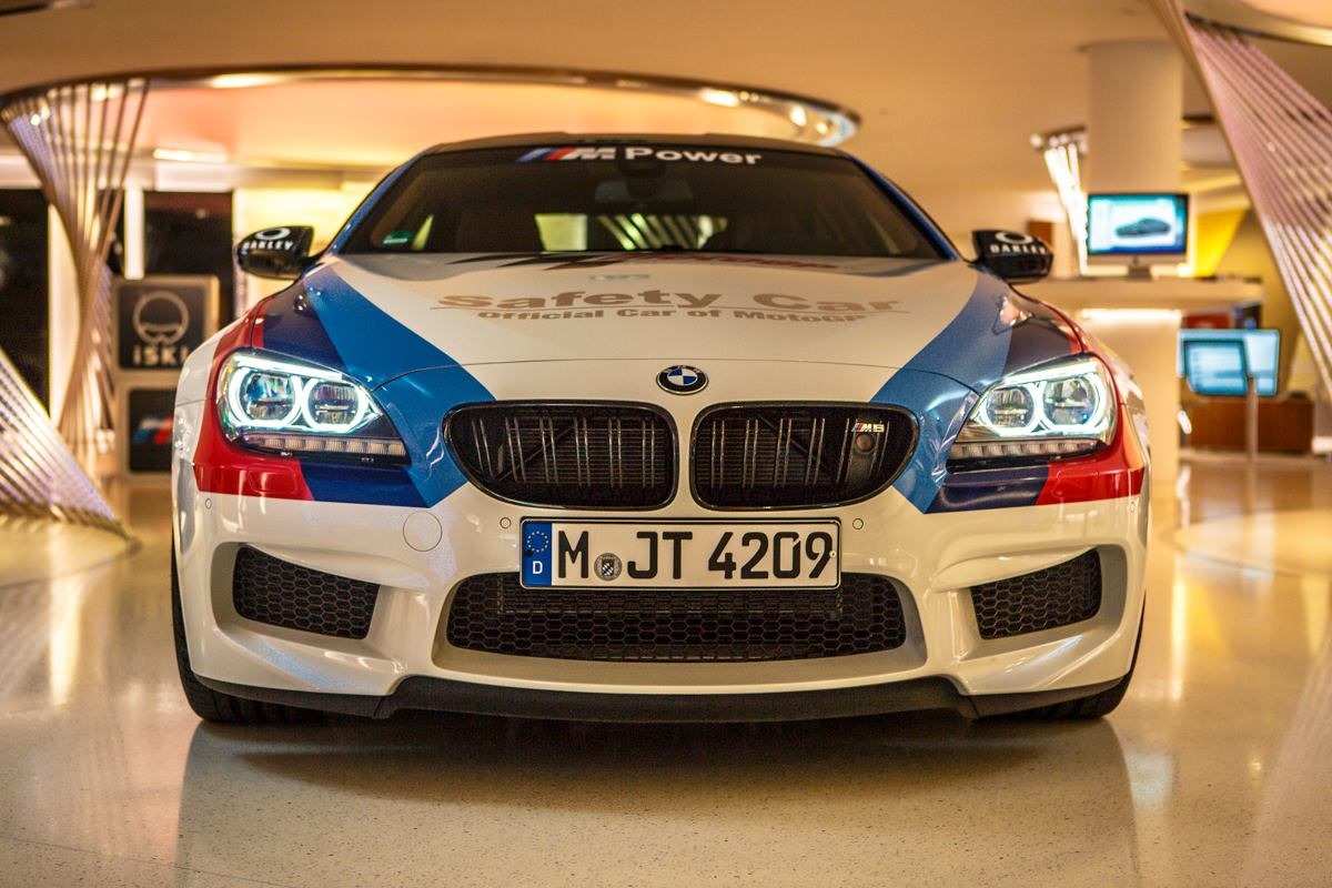 [BMW-M6-Gran-Coupe-MotoGP-Safety-Car-Paris-1%255B2%255D.jpg]