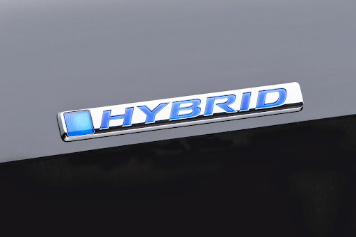2014-Honda-Accord-Hybrid-03.jpg