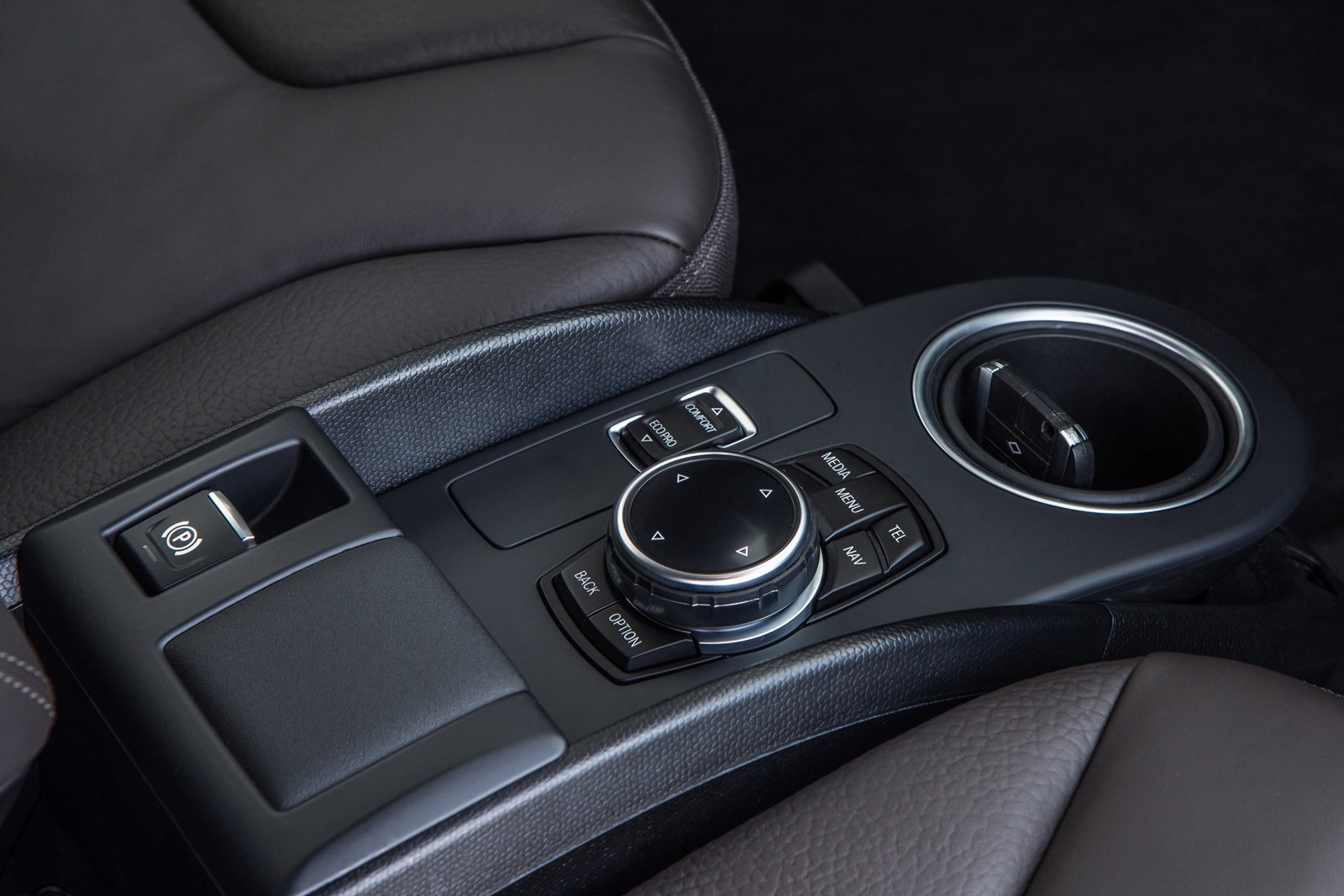 [2014-BMW-i3-50%255B2%255D.jpg]