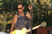 Social Distortion