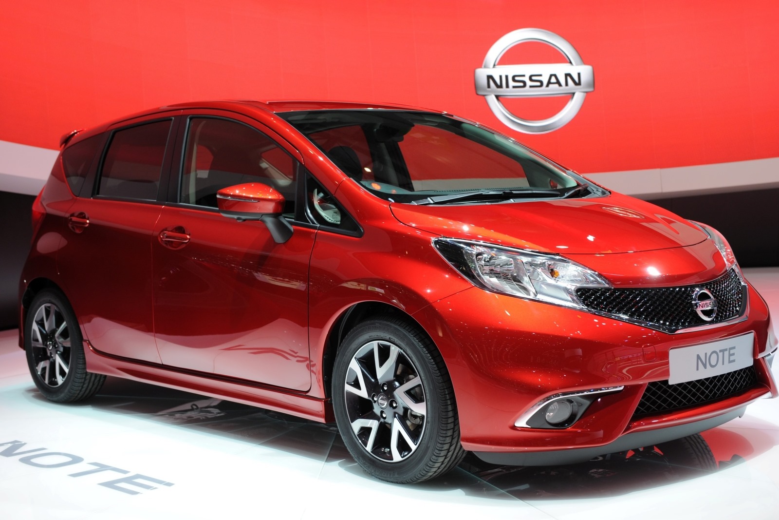 Купить Nissan Note E Power Во Владивостоке