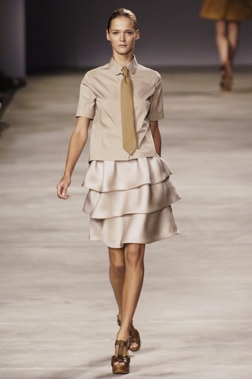 [ChloeSpring2006carmen-kass4.jpg]